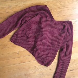 Maroon sweater